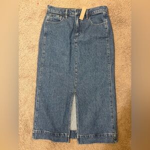 J. Crew denim skirt.  NWT size 26